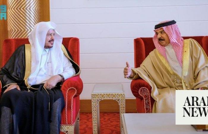 Bahrain king receives speaker of Saudi Shoura Council