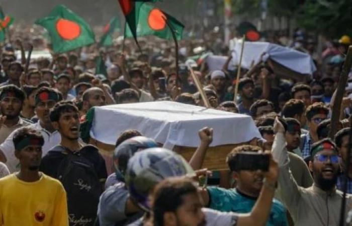 Bangladesh PM blames political foes for violence