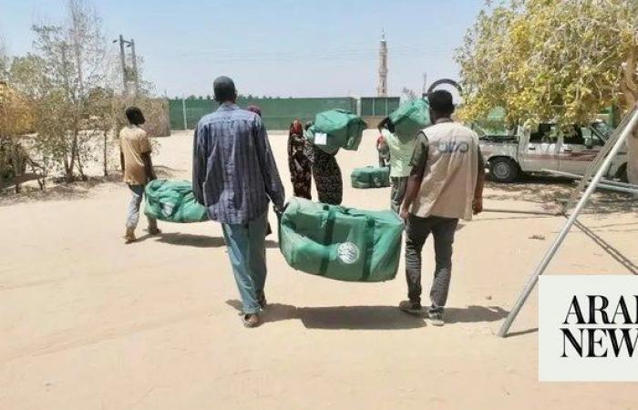 KSrelief provides shelter kits for thousands of displaced in Sudan