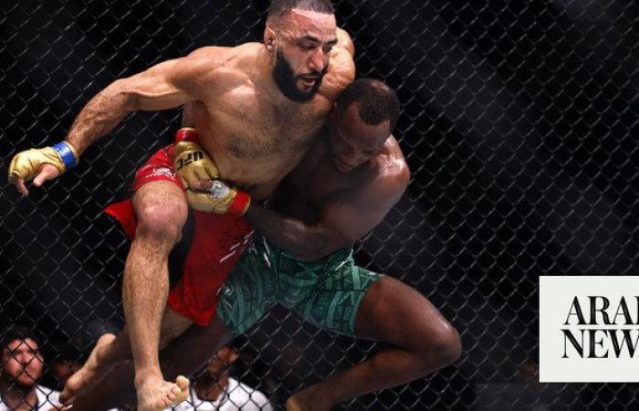 Muhammad beats Edwards to win UFC welterweight crown