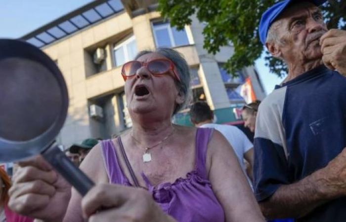 Fresh protests threaten EU-backed lithium mining plan in Serbia