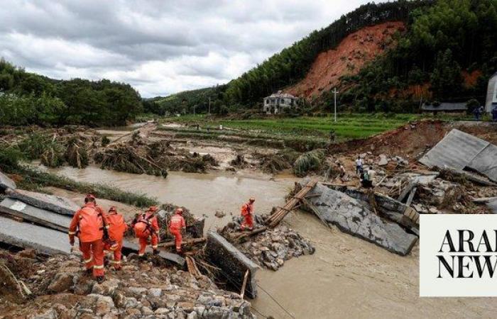 30 dead, dozens missing after torrential rain in central China