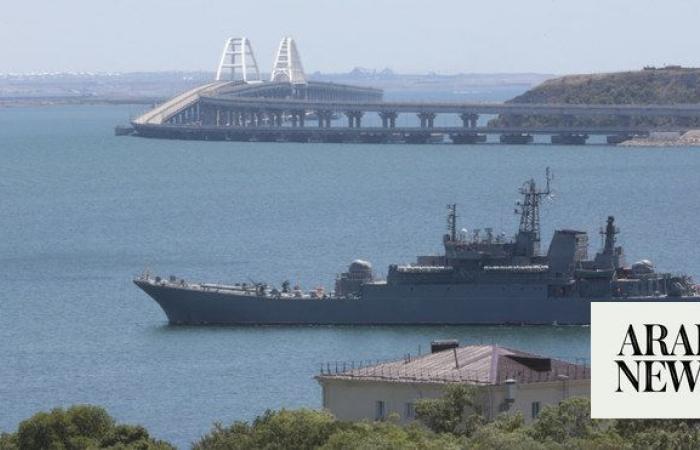 Ukraine intensifies its long-range strikes, sinking a Russian submarine and striking an airfield