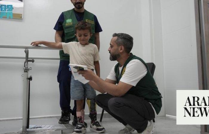 KSrelief provides prosthetic limbs to quake victims in Turkiye