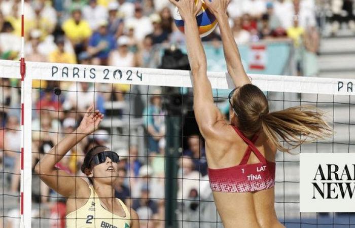 Brazilians smash beach volleyball opponents in Olympic march