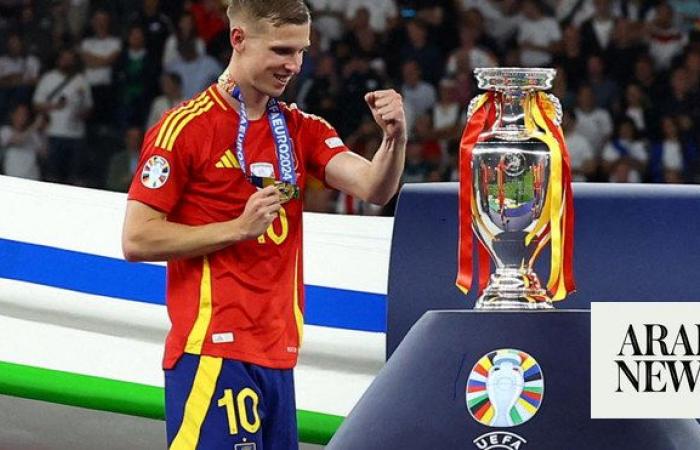 Spain playmaker Dani Olmo to join Barcelona from Leipzig