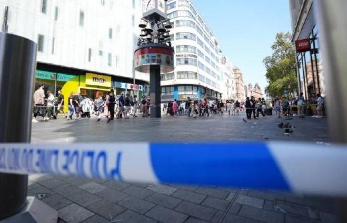 Security guard disarms attacker after girl and woman stabbed in central London