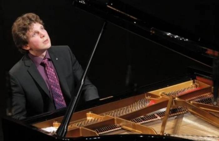 Pianist's Melbourne show cancelled over Gaza remarks