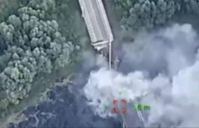 Last key bridge over Seym River in Russia's Kursk region destroyed by Ukraine