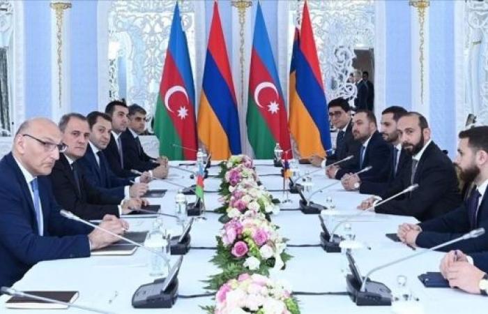 Armenia and Azerbaijan sign regulation for joint border delimitation commissions