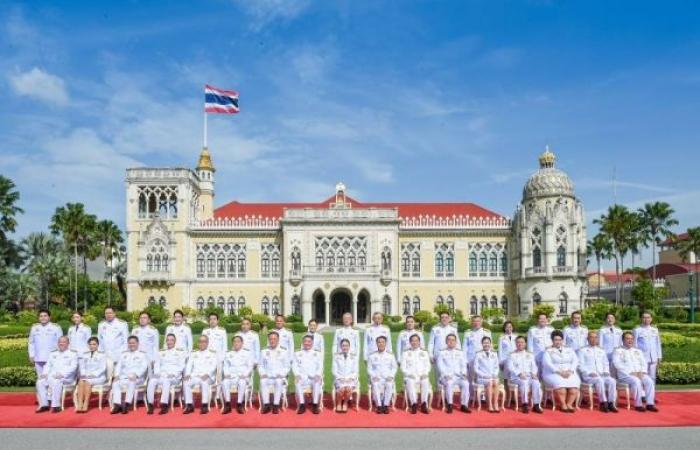 Thailand's new Prime Minister and Cabinet sworn in