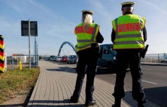 Germany to tighten border controls after stabbing