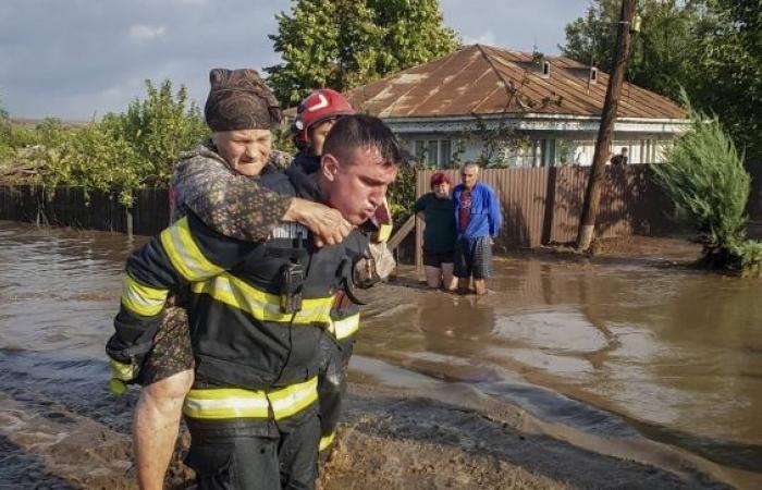 Five dead, hundreds stranded as torrential rainstorms hit eastern Romania