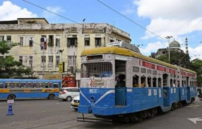 India's iconic tramcars set to ride into Kolkata sunset