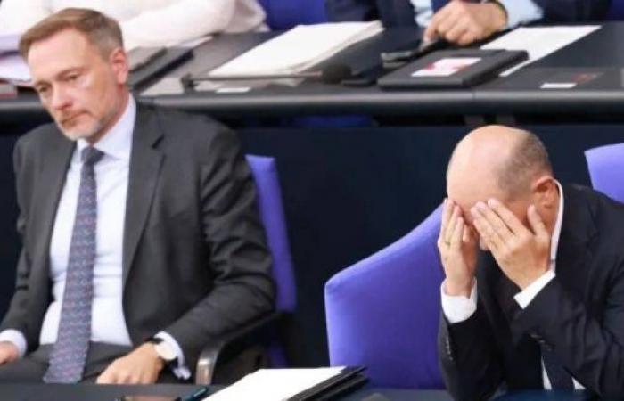 German coalition collapses after Scholz fires key minister