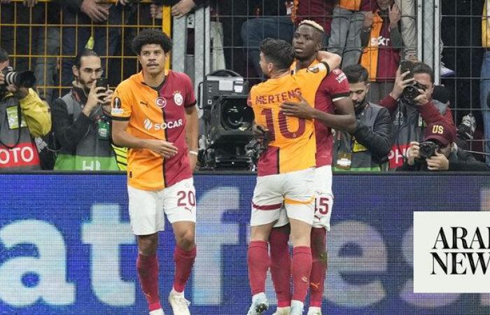 Galatasaray down Spurs to go top in Europa League