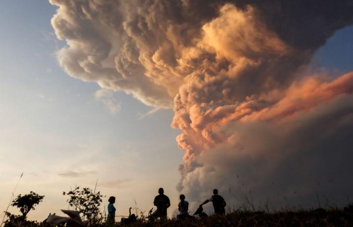 Indonesia volcano erupts again, catapults vast ash tower into sky