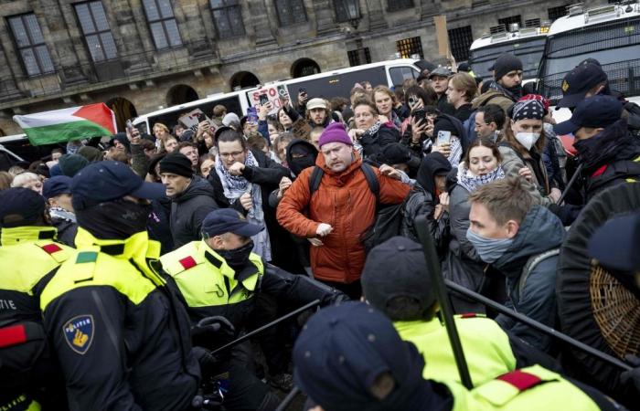 Dozens of pro-Palestine protesters detained for defying Amsterdam ban, after chaos instigated by Israeli football fans