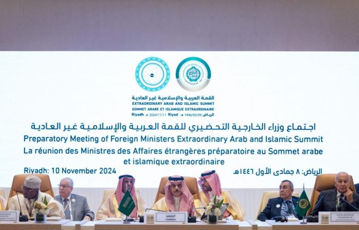 Arab, Muslim leaders fly to Saudi for talks on Mideast wars