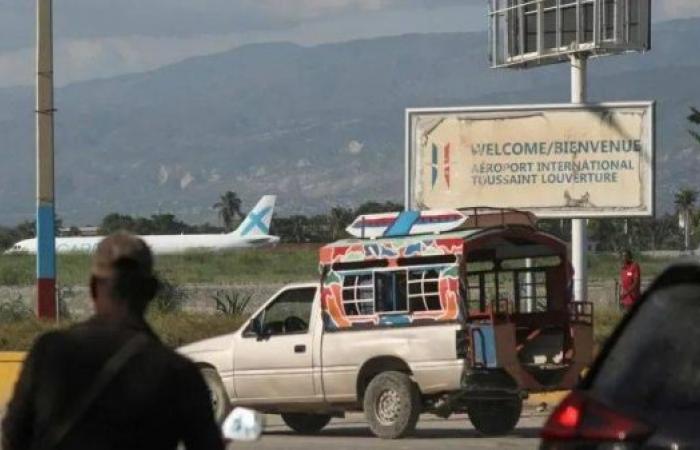 US grounds flights to Haiti after attacks