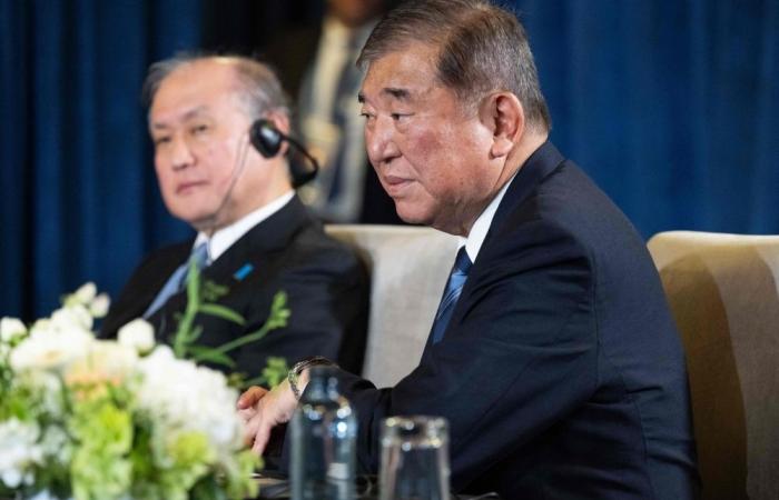 Japan PM expresses concern to Xi over South China Sea situation