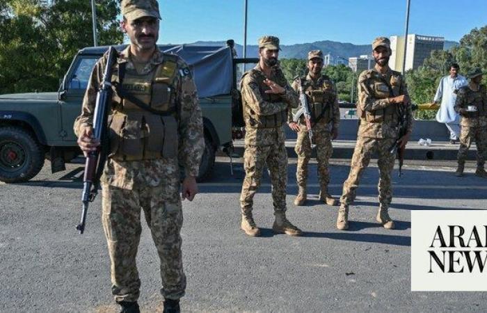 Armed gunmen abduct 7 police officers in northwest Pakistan amid militancy surge