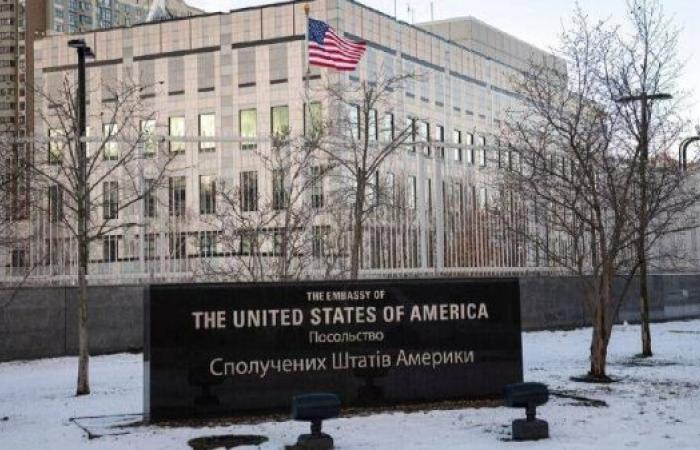 US embassy in Kyiv shutters after 'significant' air attack threat