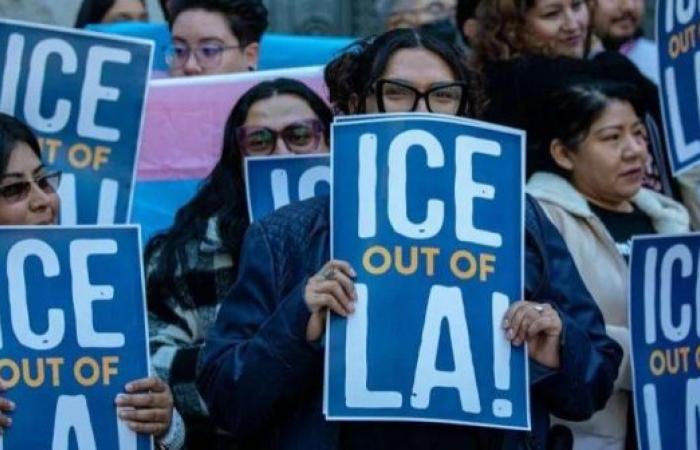 Los Angeles declares itself an immigration 'sanctuary'