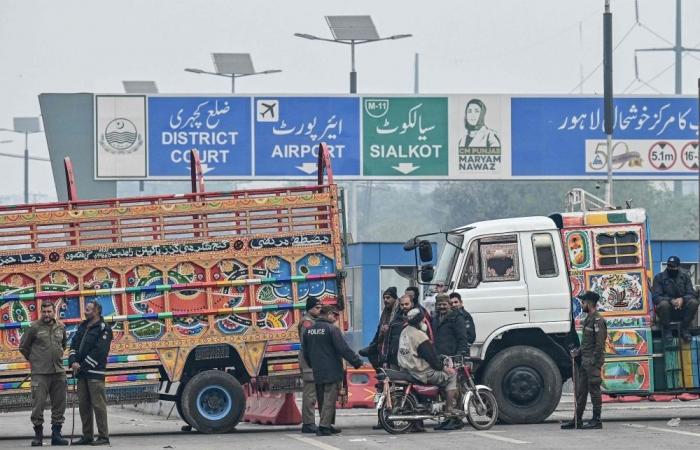 Pakistan’s capital locks down in anticipation of protests pushing for ex-PM Imran Khan’s release from graft charges