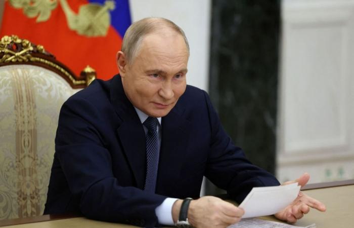 Putin offers debt write-offs to lure recruits for Ukraine war