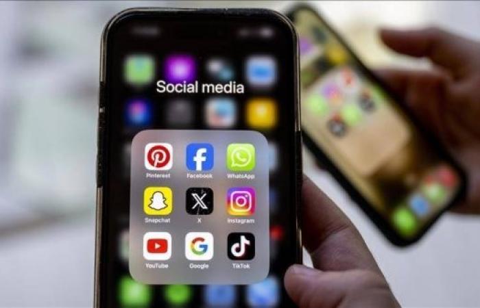 Australia bans children under 16 from social media in groundbreaking legislation