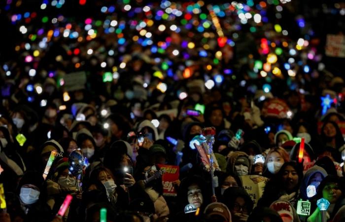 K-pop light sticks ignite mass protests calling for impeachment of South Korea’s president Yoon