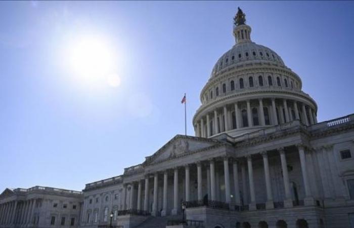 US Senate passes funding bill to avert government shutdown