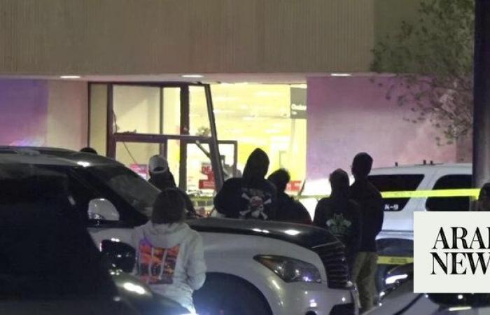 Pickup truck driver killed by police after driving through Texas mall and injuring 5