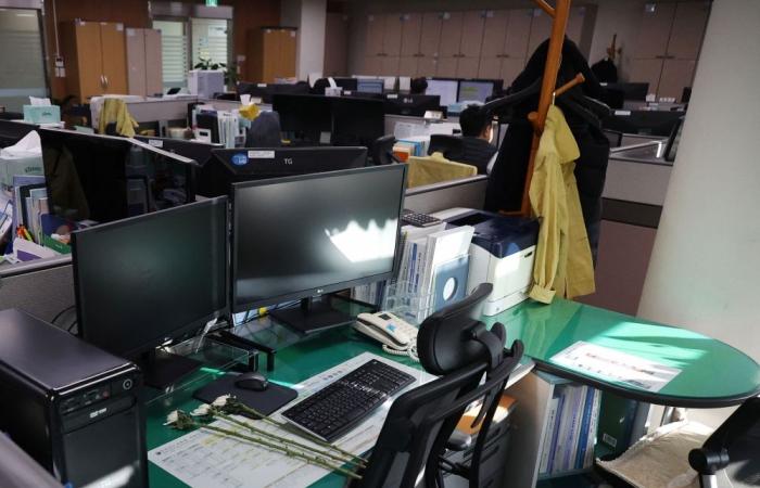 ‘It doesn’t feel real’: Empty desks and tears as South Korean office mourns five colleagues killed by Jeju Air tragedy