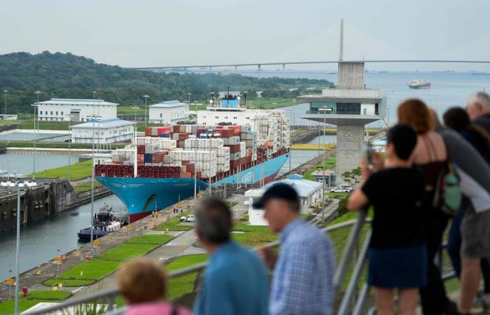 Two days after Carter’s death, Panama marks 25 years of canal handover as Trump threatens US return