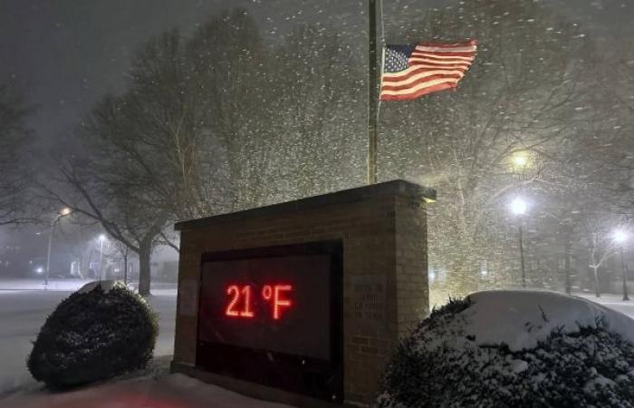 Major winter storm sweeps central U.S., bringing snow, ice, and plunging temperatures