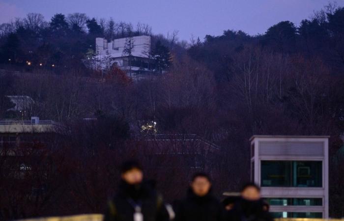 S. Korea investigators seek new warrant as impeached Yoon’s residence turns ‘fortress’ amid standoff