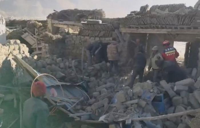 Tibet earthquake kills 126, sends tremors across Nepal, India