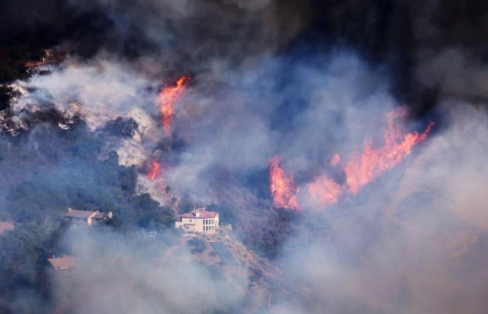 Los Angeles fires rage on as US National Guard called in