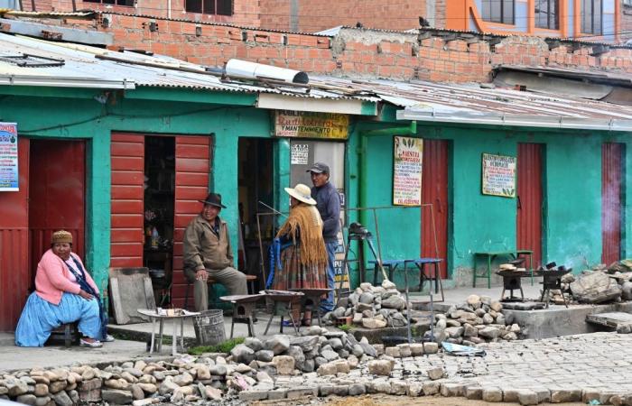 ‘Afraid to live here’: Urban Bolivia’s death-defying homes