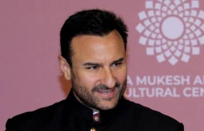 Man detained over knife attack on Bollywood actor