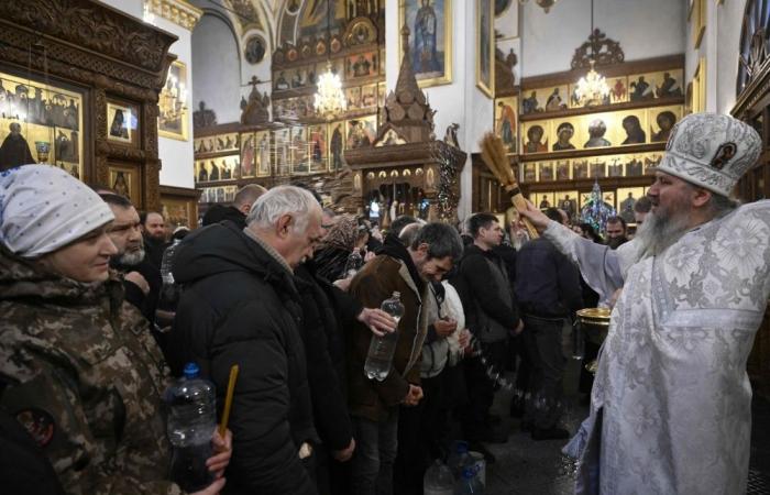 Faith amid conflict: Eastern Ukraine marks epiphany as war rages on