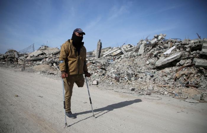 After celebrations, displaced Gazans return home to destruction