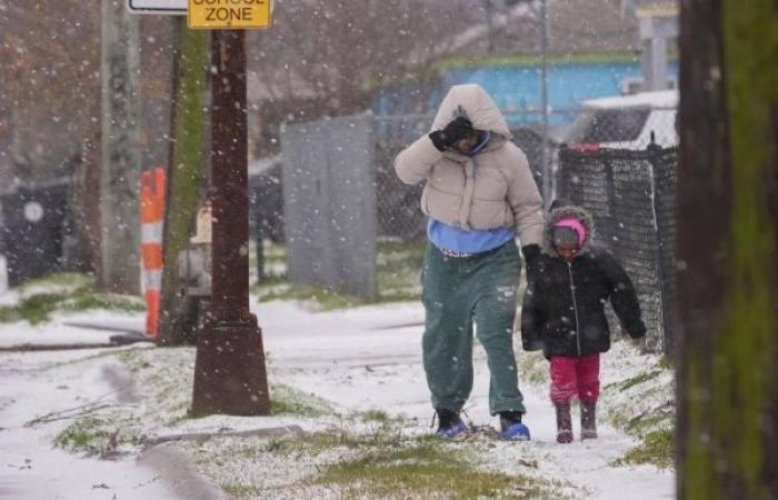 4 dead in brutal cold as once-in-a-generation winter storm hits the US South