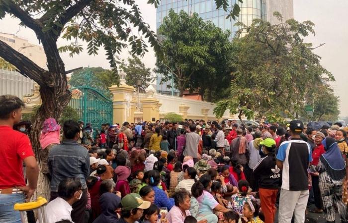 Cambodian crush: Four die as hundreds rush for lunar new year red packets at Phnom Penh tycoon’s mansion