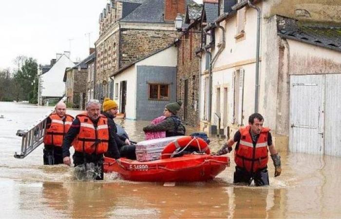 Storm Herminia brings heavy rain and powerful winds to Europe