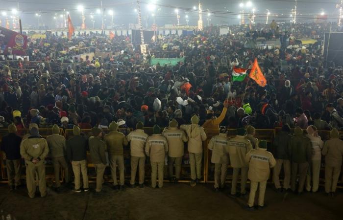 Stampede at Hindu mega-festival in India leaves 15 dead