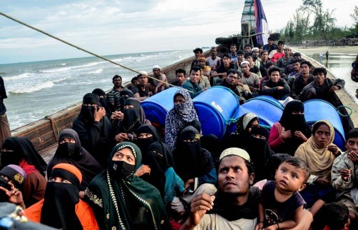 Indonesia keeps Rohingya refugees at sea, citing public holiday concerns