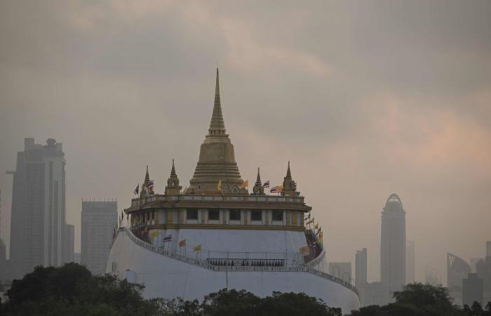 Thailand’s air quality plummets: Bangkok’s pollution at hazardous with PM2.5 levels above safe limit